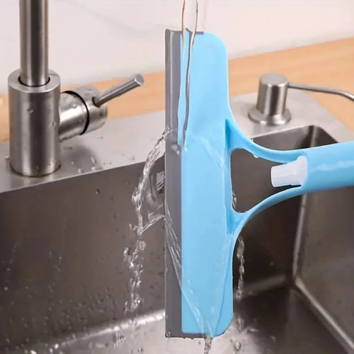 3-in-1 Window & Glass Cleaner – Spray Bottle, Squeegee & Scraper