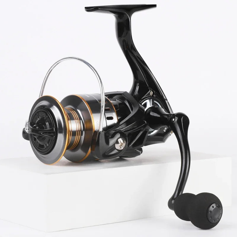 Professional Ultra-Light Spinning Fishing Reel – 1000–7000 Series