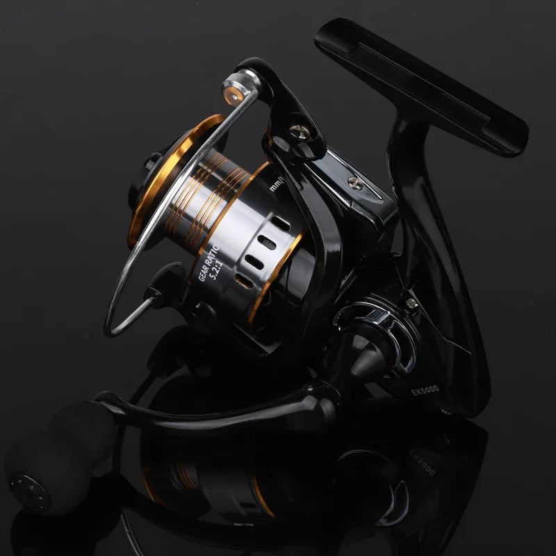 Professional Ultra-Light Spinning Fishing Reel – 1000–7000 Series