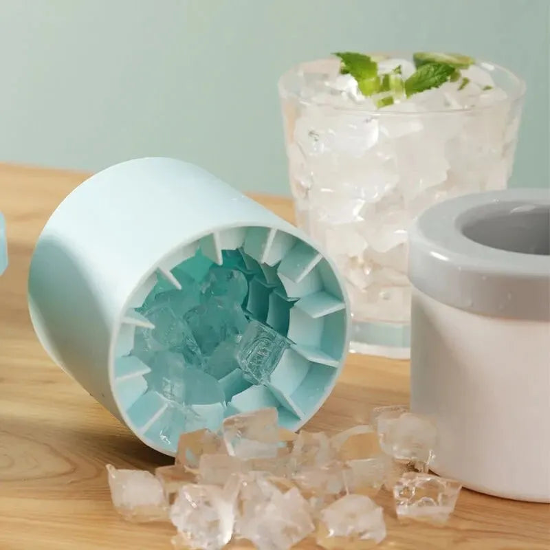 Silicone Round Ice Cube Maker – Reusable Ice Mold for Drinks, Cocktails & Summer